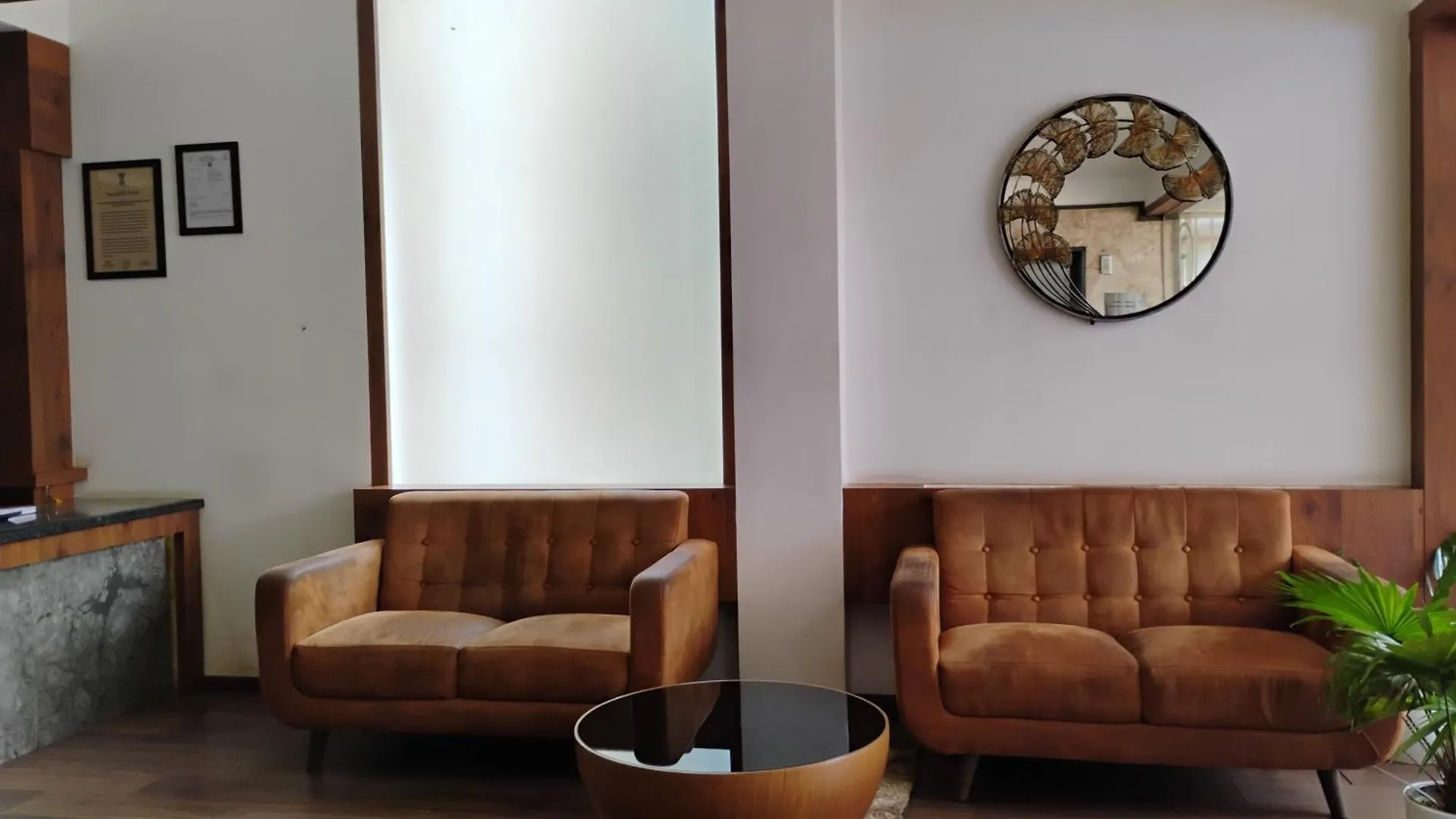 Hotel Emperor Kannur