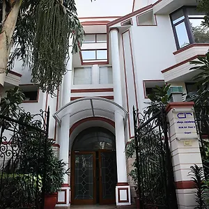 Ahuja Residency Dlf Phase 2 4*, Gurgaon India