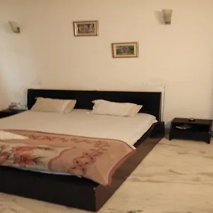 The Blue Sapphire 3*, Gurgaon India
